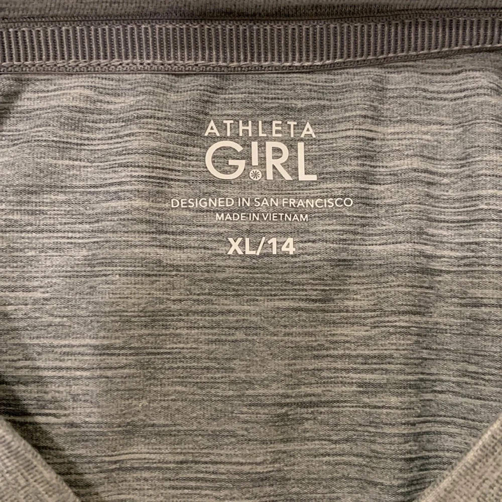 Athleta Girl shirt. Girls size 14. - Picture 4 of 7